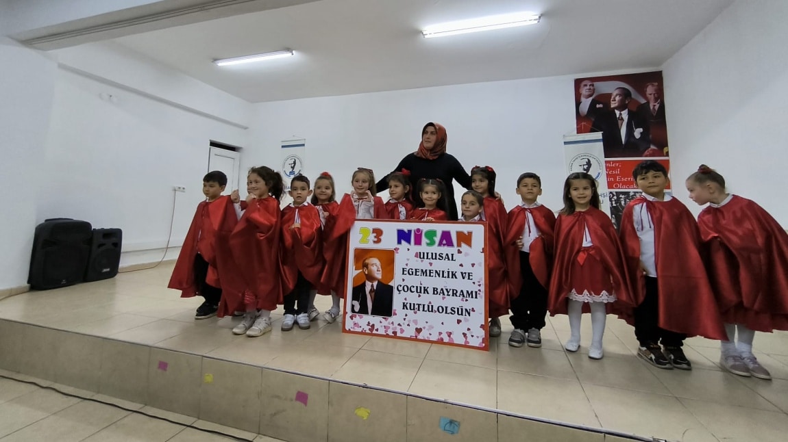 23 NİSAN KUTLU OLSUN